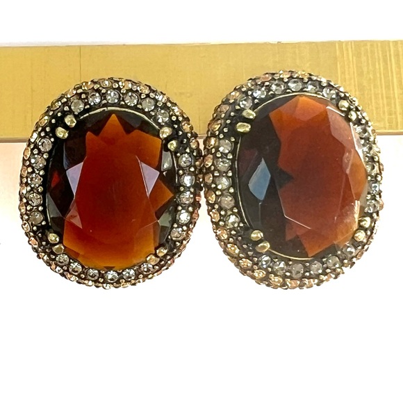 LaVintage 🆕 vintage pierced earrings - Picture 1 of 7